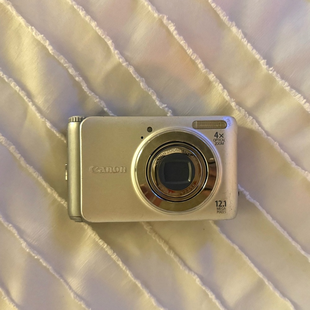 SOLD ON DEPOP****** CANON POWERSHOT A3100 DIGITAL